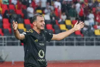 أكروبات الساعي وفرحة زيزو في أبرز مشاهد "لقطات لم تذع" بمباراة الأهلي وكيتارا 17 أكتوبر 2026 07:39 م